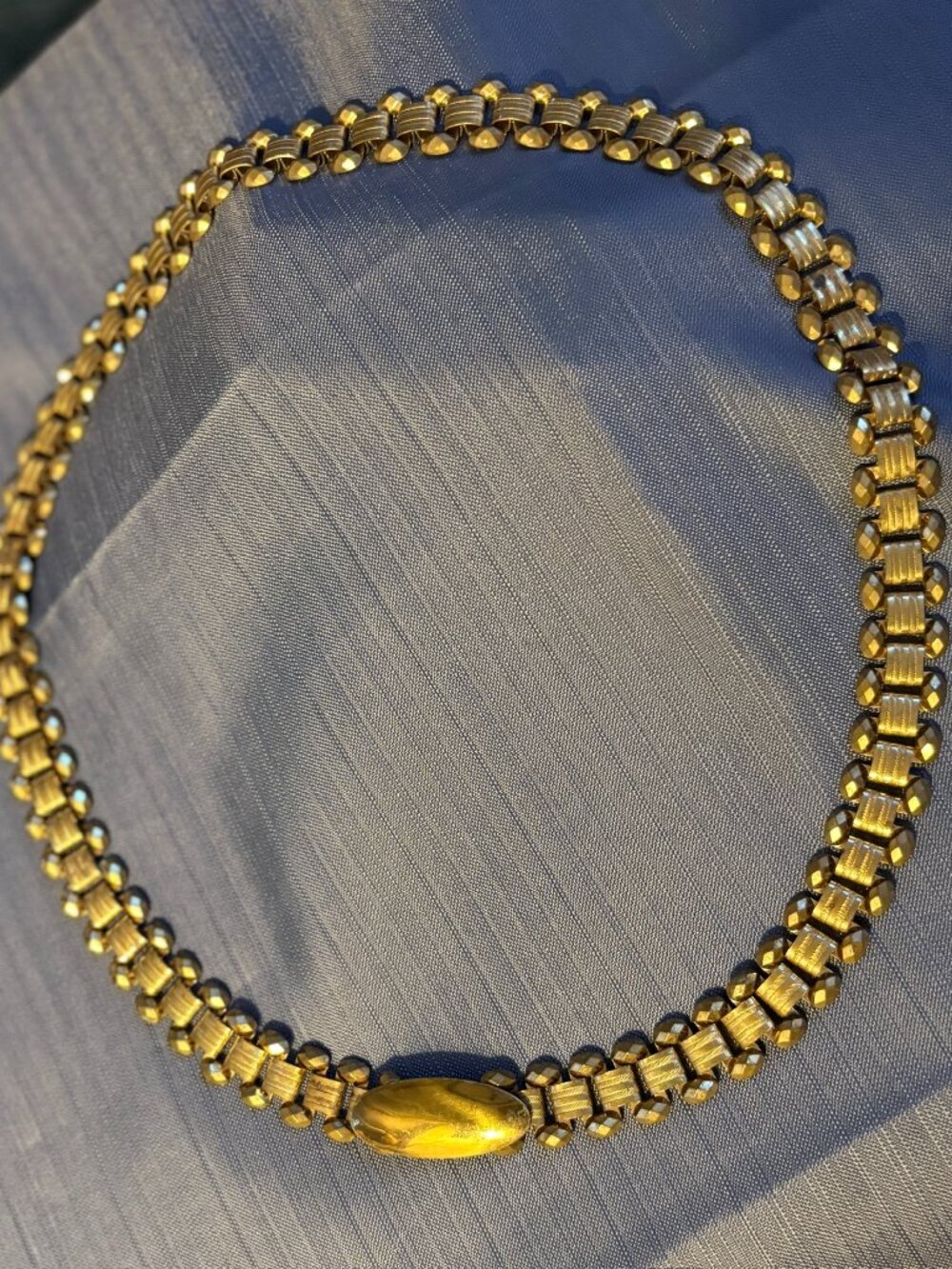 Vintage Gold Tone Link Belt | Tiger's Eye Style Accent